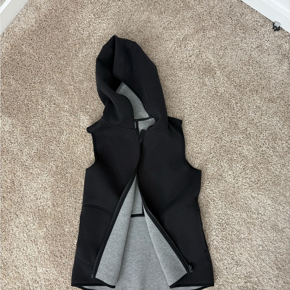 Lululemon reversible scuba vest